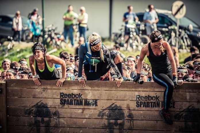 Korte mouwen of lange mouwen obstacle run korte-lange-mouwen-obstacle-run